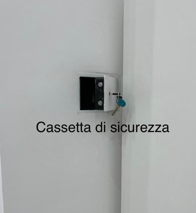 Dg Lovely Home Napoli Esterno foto