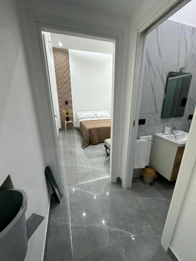 Dg Lovely Home Napoli Esterno foto